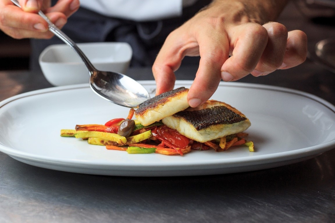 Galateo a tavola cinque regole che forse non conoscevate Due Ladroni Galateo a tavola cinque regole che forse non conoscevate Due Ladroni